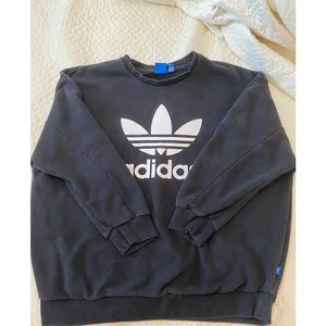 Adidas crewneck sweatshirt